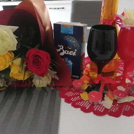 Lar Apartment Focşani Zimmer foto