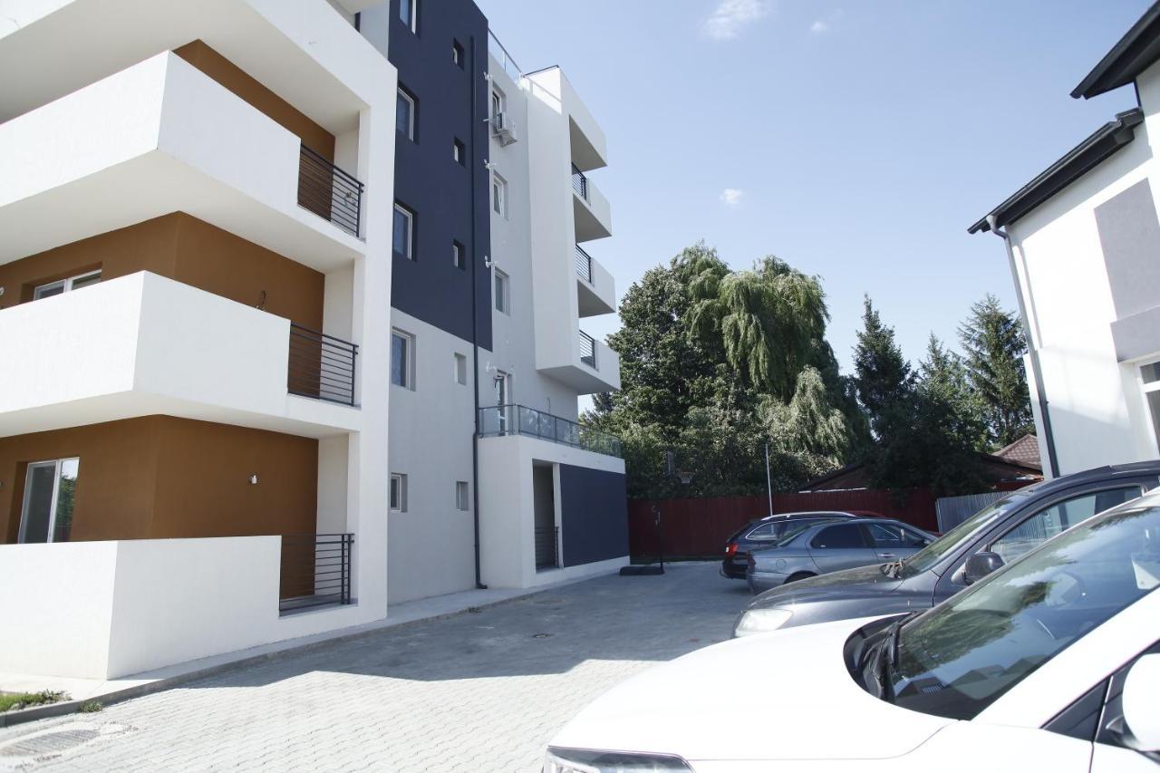 Lar Apartment Focşani Exterior foto